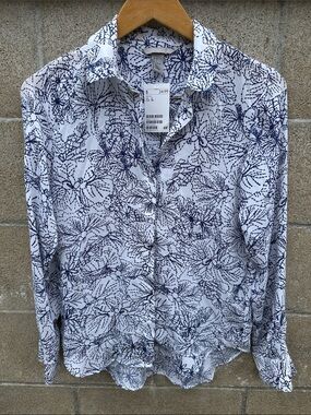 H&M White Button-Down Shirt with Navy Botanical Print
